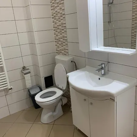 Ama Apartment *